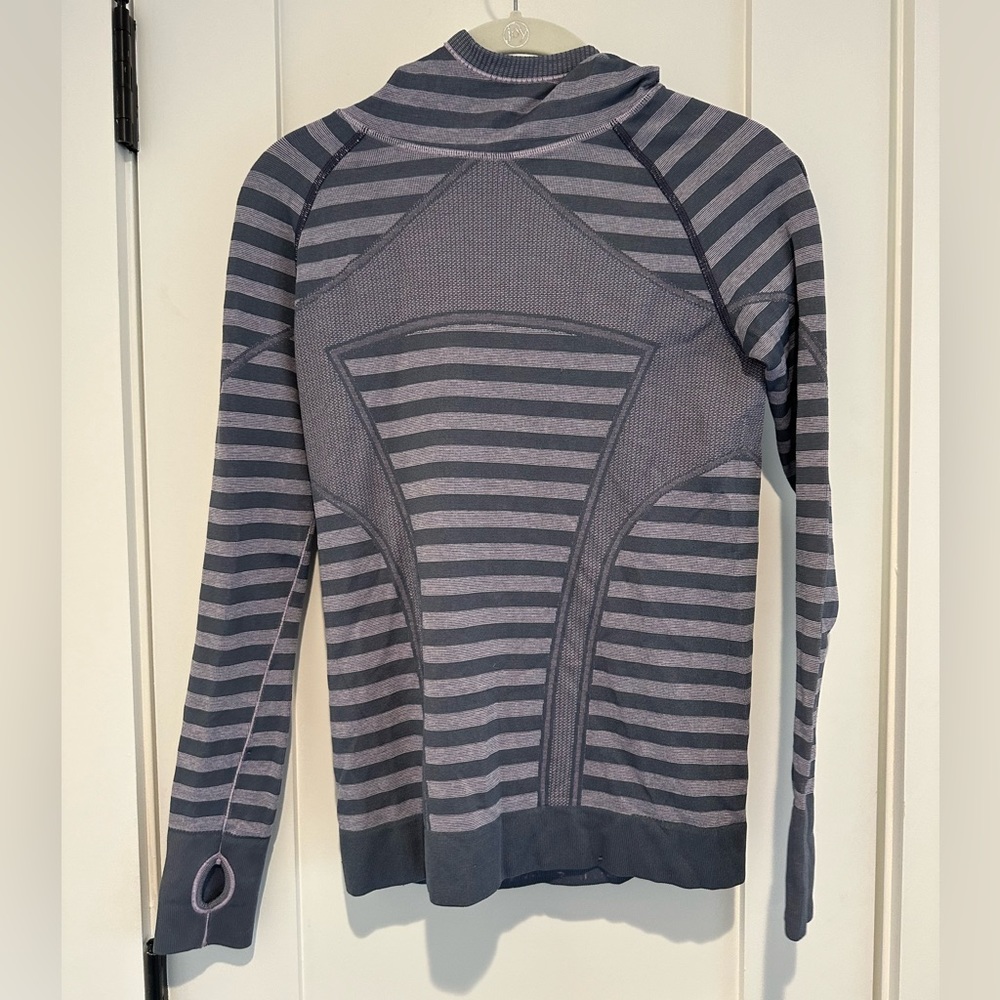 Ivivva hooded long sleeve